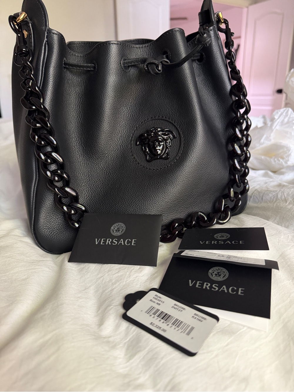 AUTHENTIC RARE Versace La Medusa Leather Drawstring Resin Chain Bucket Bag Black